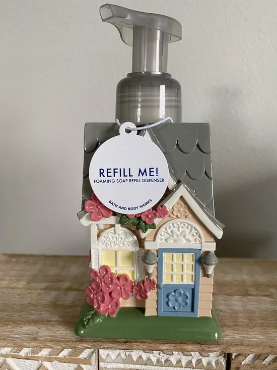 Bath & Body Works Cottage Foaming Soap Dispenser - Pastel House - Picture 7 of 7